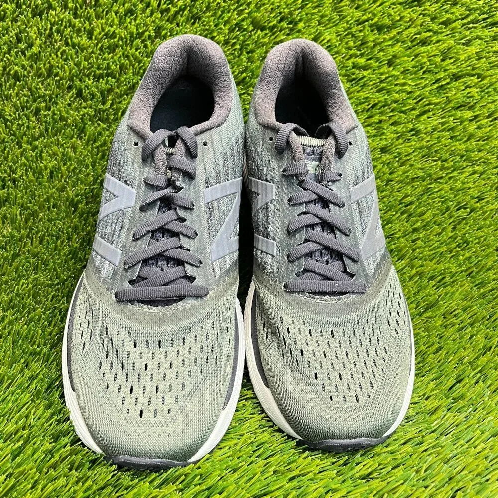 New Balance 860v9 Mens Size 7 Green White Athletic‎ Running Shoes Sneakers